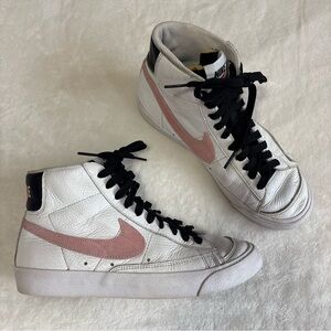 Nike blazer mid White and Pink Sneakers